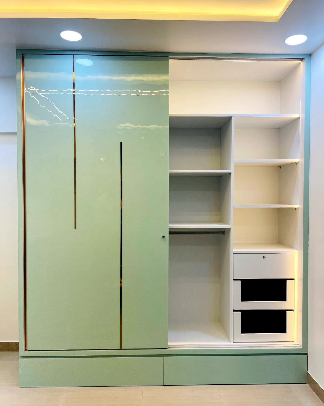 Wardrobe